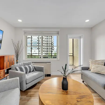 Downtown Condo Walk To Mercedes Benz Stadium Atlanta Exterior photo