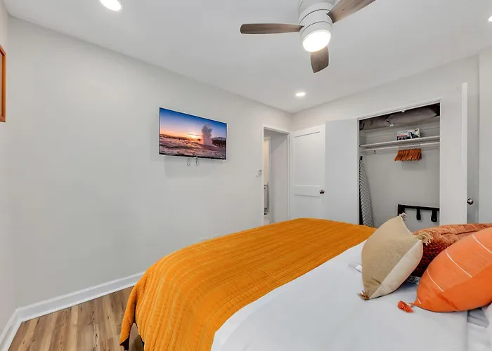 Downtown Condo Walk To Mercedes Benz Stadium
